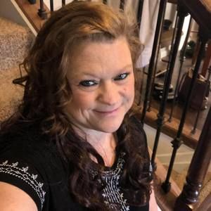 Meet your Posher, Roxanne